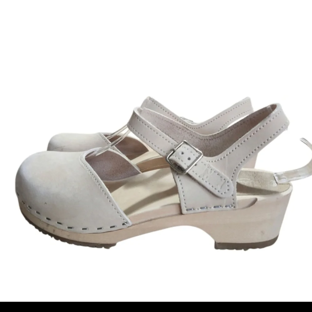 Sandgren's Saragasso Sand Nubuck Made In Sweden Scandinavian Clogs EU 38  US 8 - Picture 2 of 9